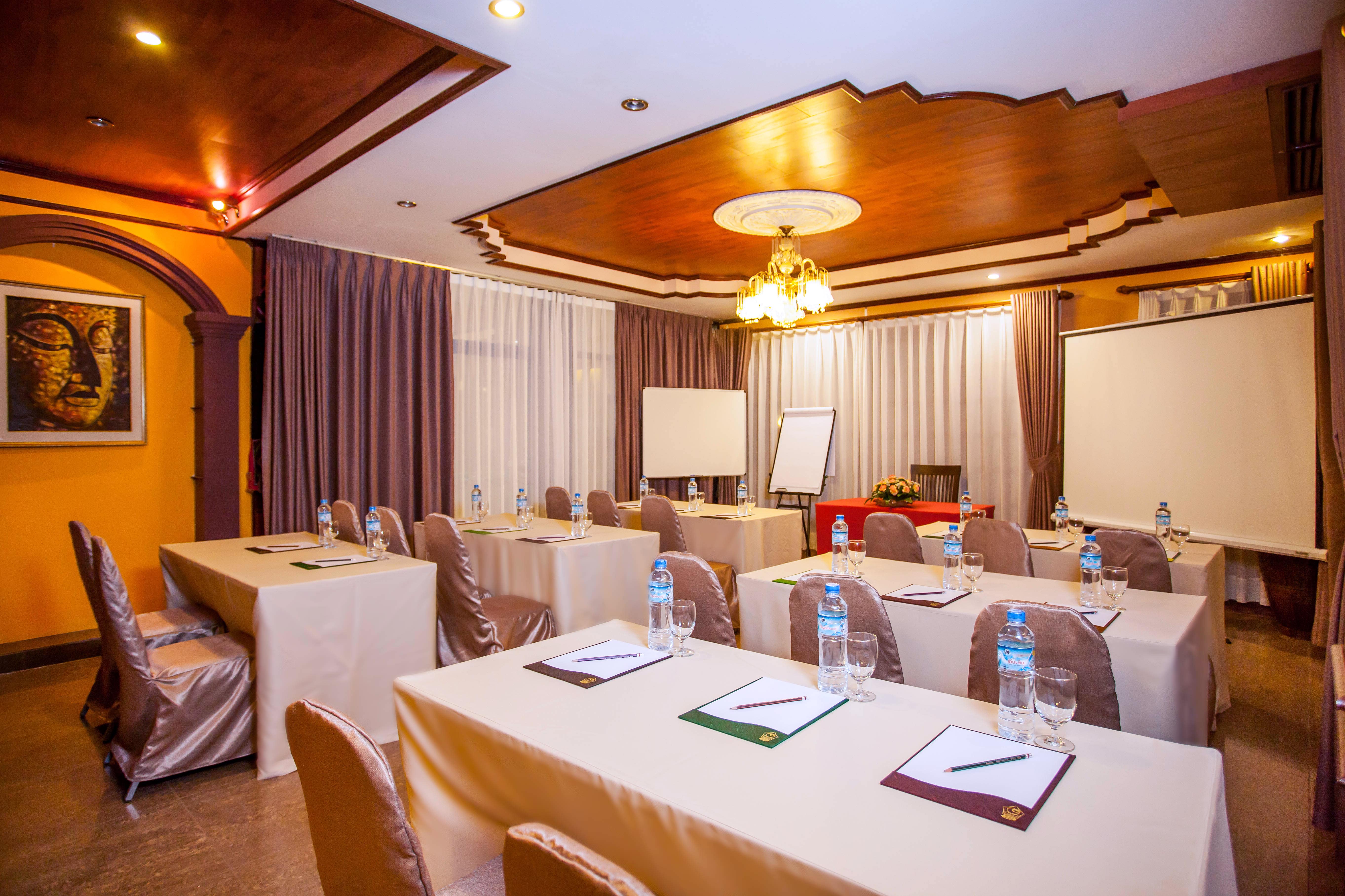 CONFERENCE ROOM Chandara Boutique hotel